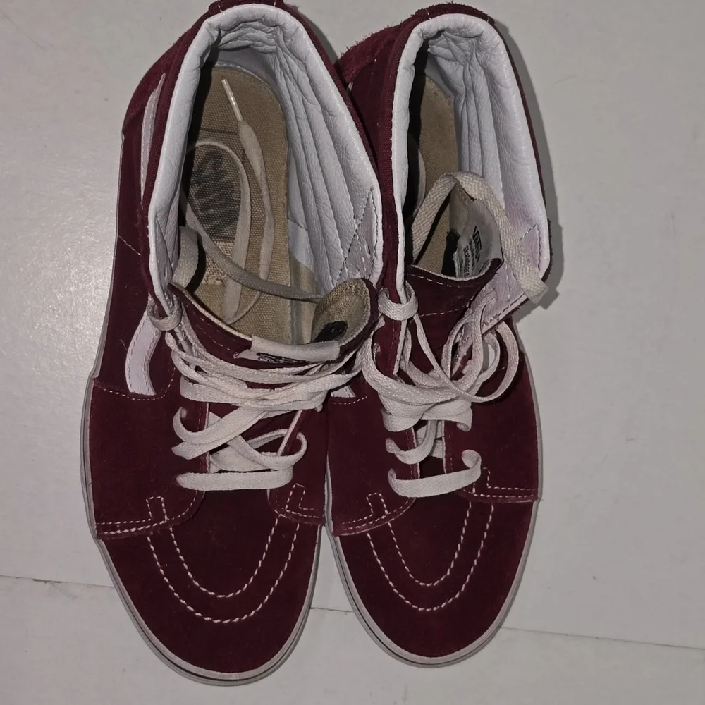 Vans SK8-Hi Sneakers Color Burgundy Canvas Suede Mens Size 9 Womens Size 10.5